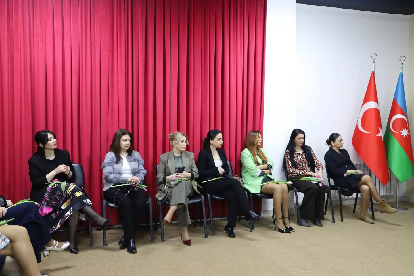 atib-isguzar-qadinlar-klubunun-8-mart-gorusu-kecirildi-3