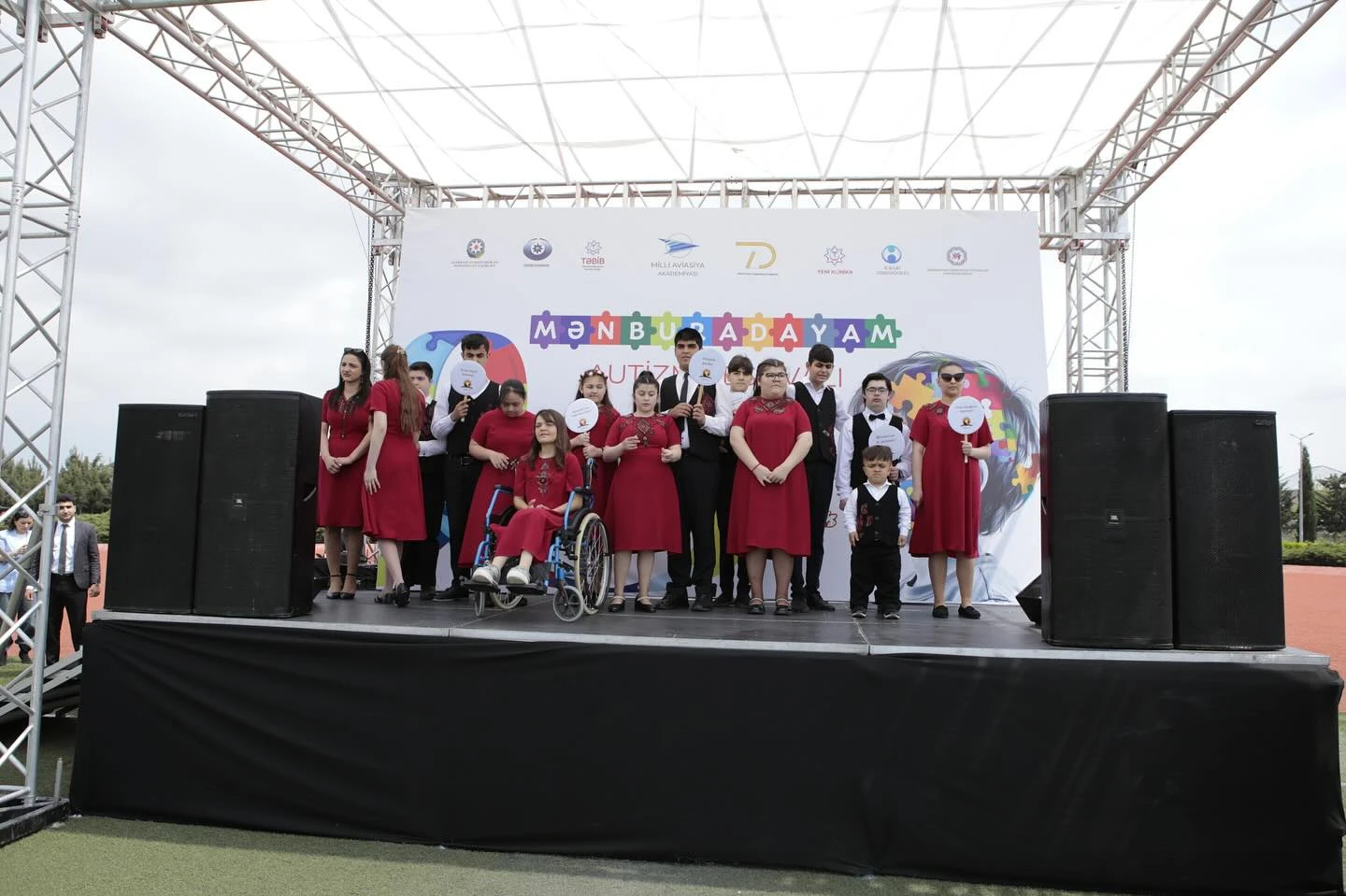 milli-aviasiya-akademiyasinda-men-burdayam-autizm-festivali-kecirildi-2