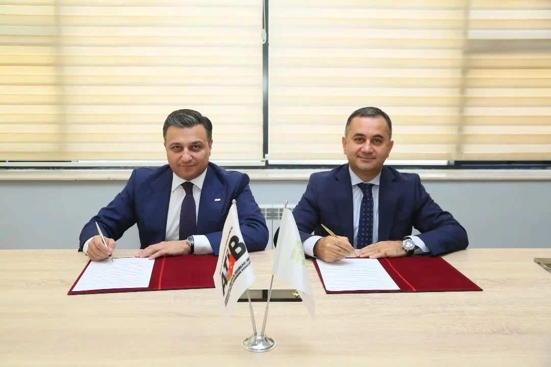 a-memorandum-of-cooperation-was-signed-between-the-azerbaijan-turkey-businessmen-association-atib-and-the-education-development-fund-edf-at-the-sustainable-development-center-of-azerbaijan-technical-university-1