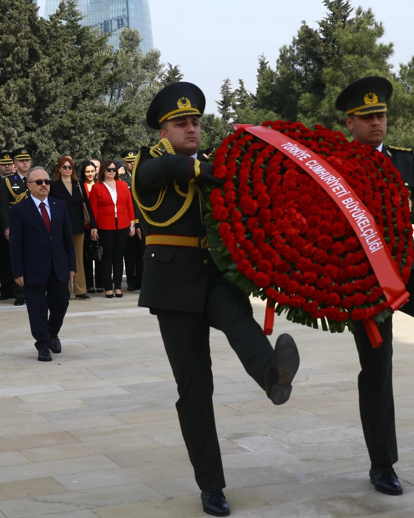 martin-18-de-bakida-turk-sehidliyinde-canaqqala-sehidleri-gunu-ve-canaqqala-zeferinin-110-cu-ildonumu-munasibetile-anim-merasimi-kecirilib-6