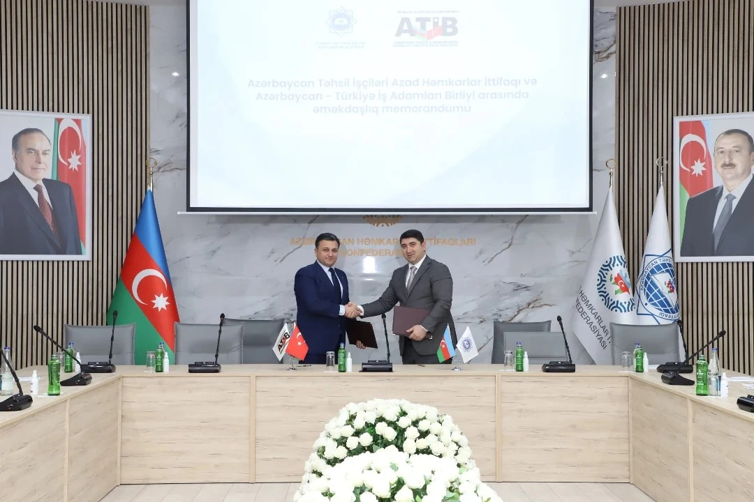 ATİB və ATİAHİ rəhbərliyi memorandum imzalama mərasimində