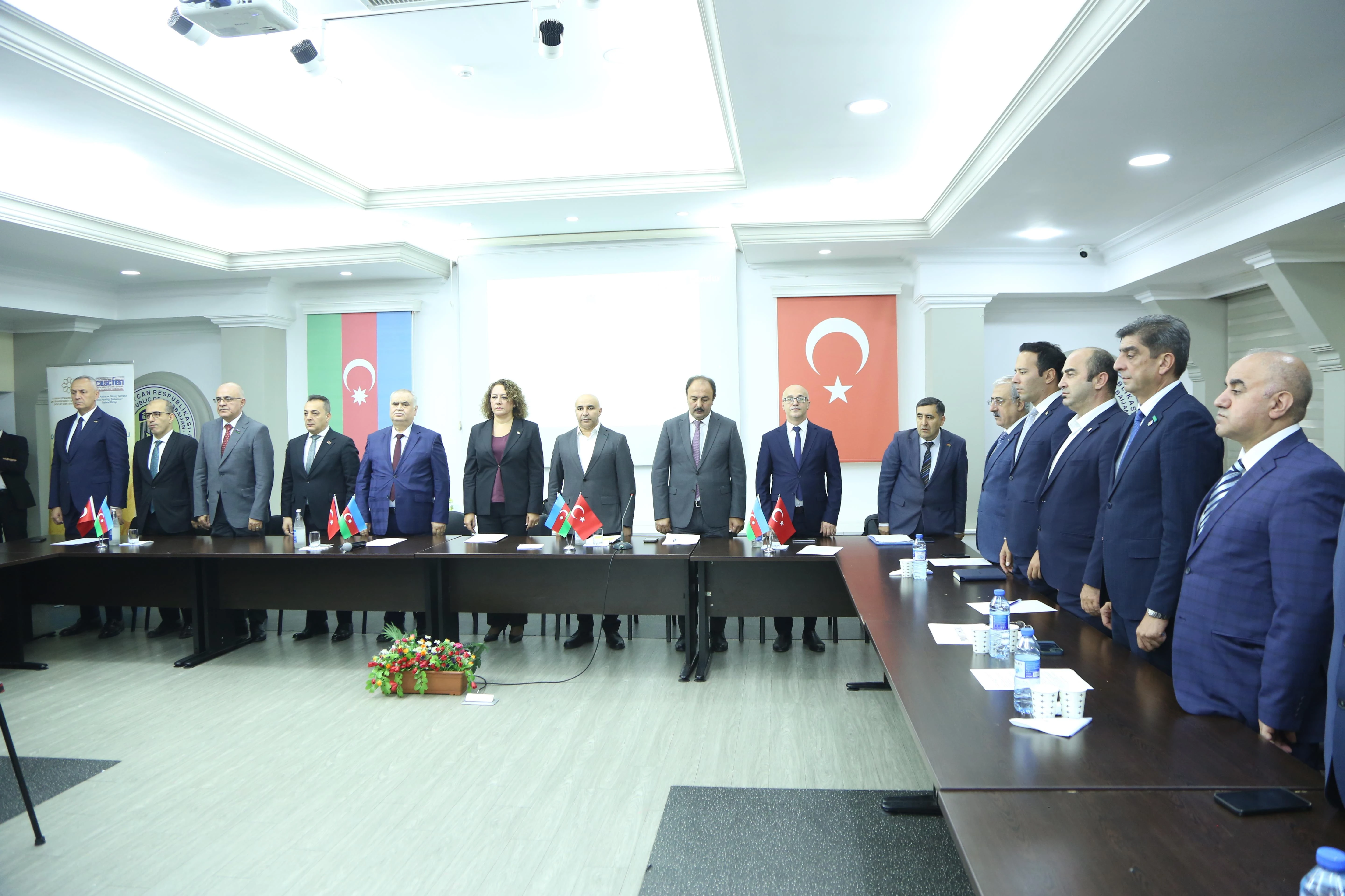 CASCFEN’in, Azerbaycan Devleti STK’lara Destek Ajansı’nın mali yardımıyla yürüttüğü “Türk Dünyası: Ortak Mirasdan Ortak Geleceğe Doğru” projesinin kapanış etkinliği düzenlenmiştir.