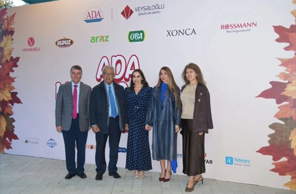 ada-mektebinde-azerbaycan-turkiye-is-adamlari-birliyinin-idare-heyetinin-uzvu-veyseloglu-sirketler-qrupunun-terefdasligi-ile-xeyriyye-meqsedli-payiz-festivali-mehsul-bayrami-kecirilib-1