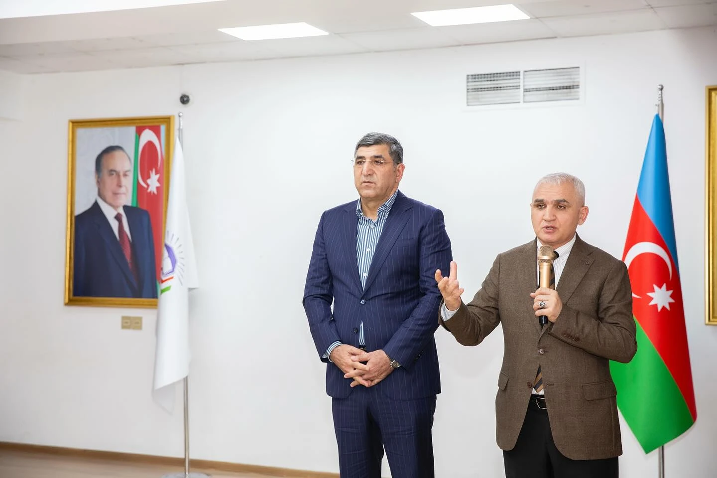 atib-uzvu-evrika-liseyinde-boyuk-turan-turkun-sesi-qardasliq-dastani-tedbiri-kecirildi-2
