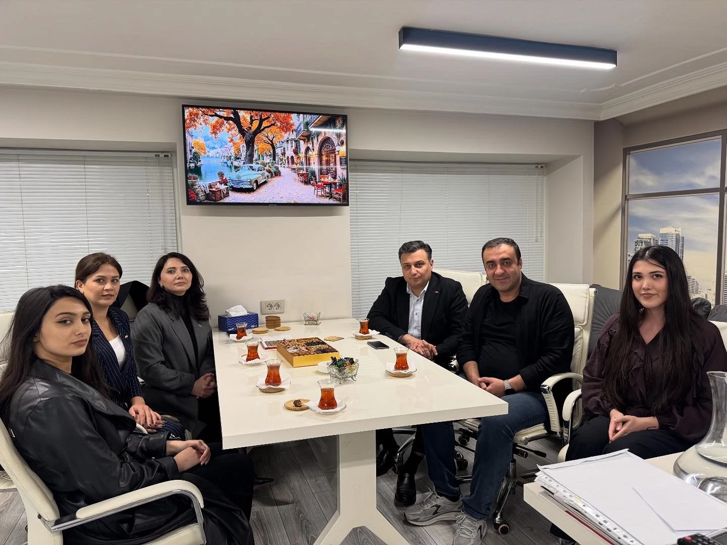 Azerbaycan-Türkiye İş Adamları Birliği (ATİB) heyeti, Birliğin üyesi olan “Nareks” MMC’yi ziyaret etti.