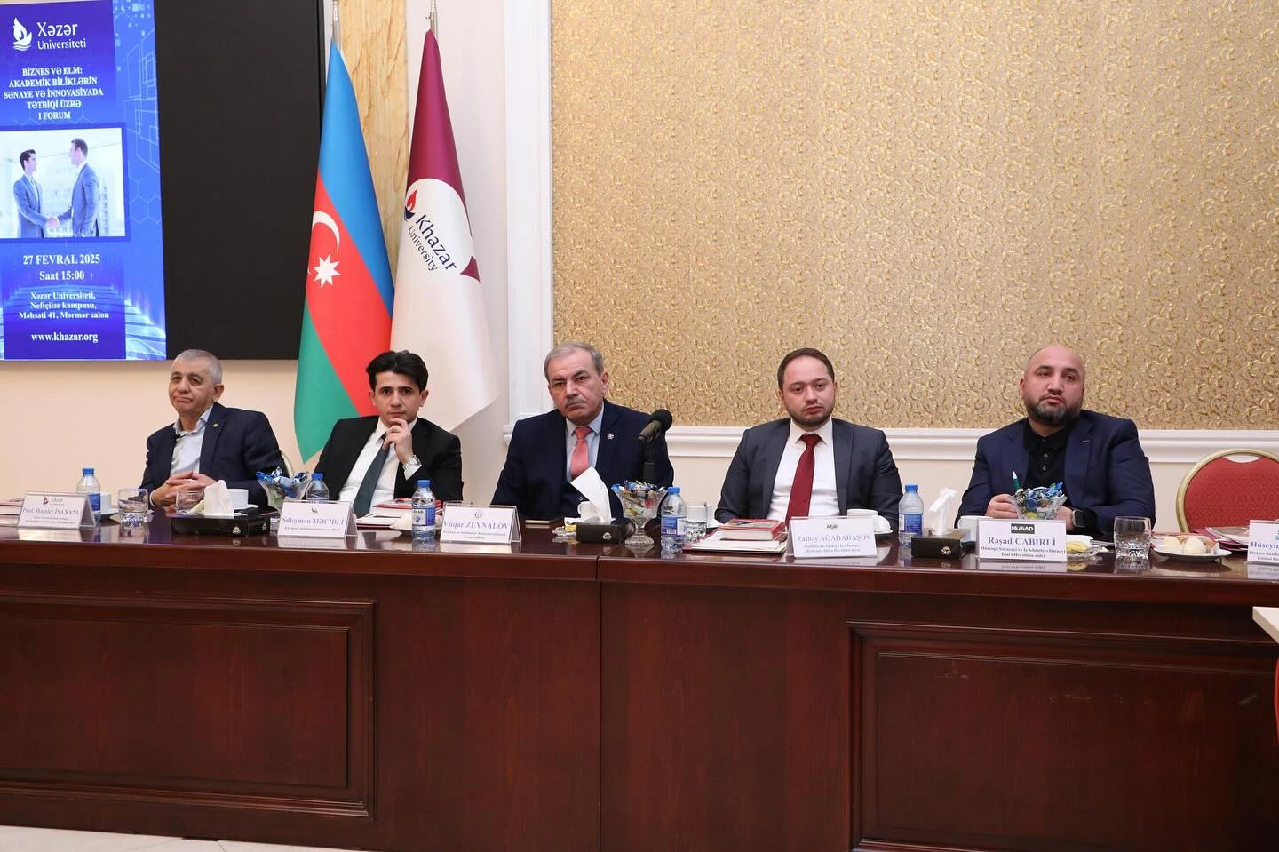 Xəzər Universitetində biznes və elmin inteqrasiyasına həsr olunmuş forum keçirilib.