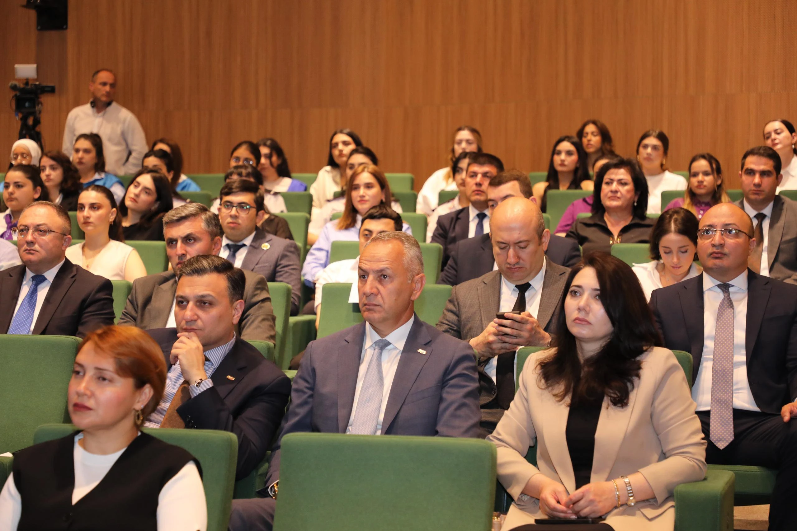 18-iyun-2025-emek-munasibetleri-yeni-dovrun-telebleri-adli-tedbir-1