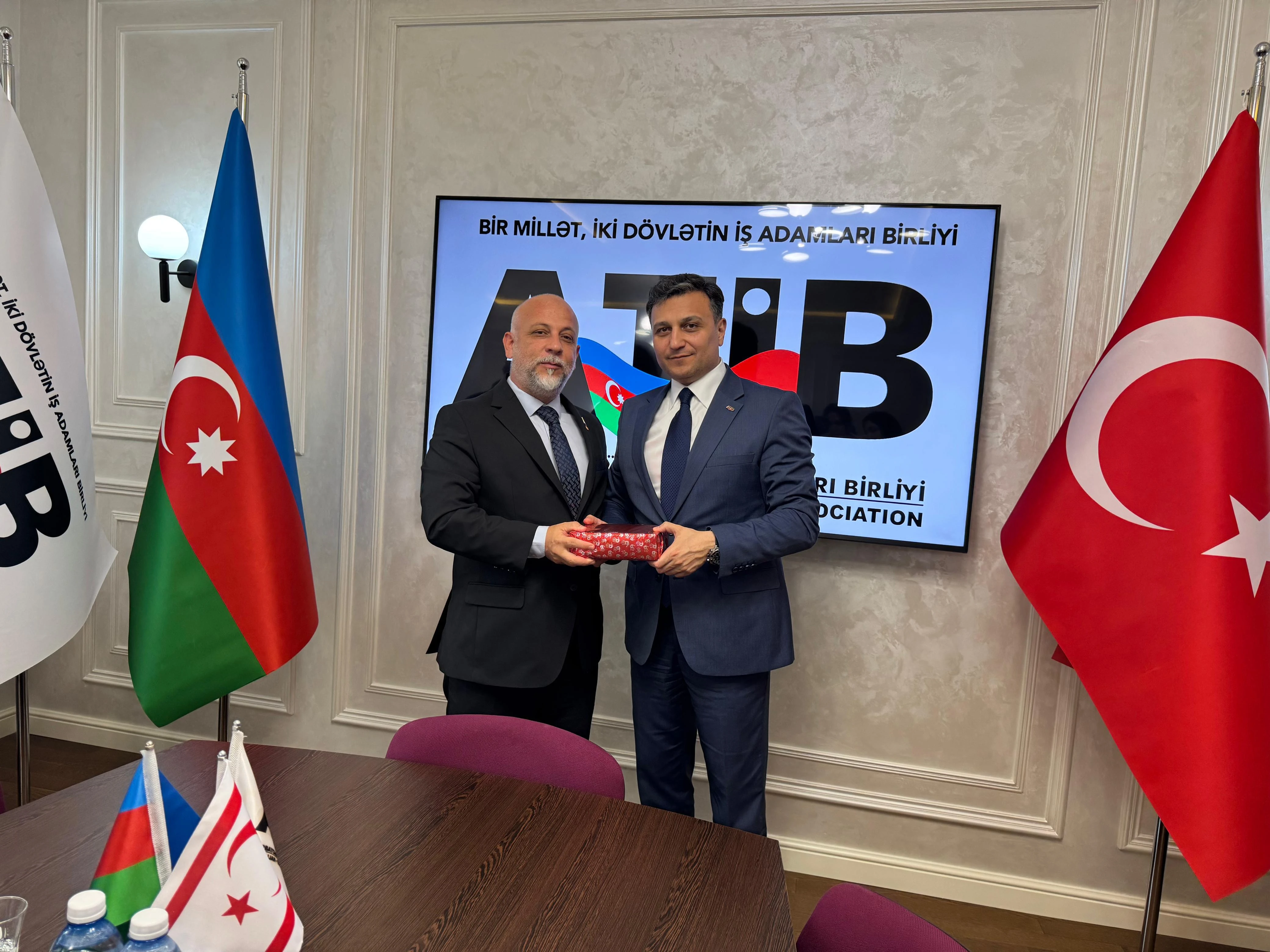 3-iiulia-2025-goda-delegaciia-trsk-posetila-atib-v-baku-3