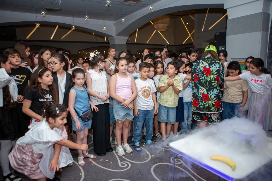 31-may-2025-ci-il-birlik-yarmarkasi-xeyriyye-sergisi-kecirildi-1