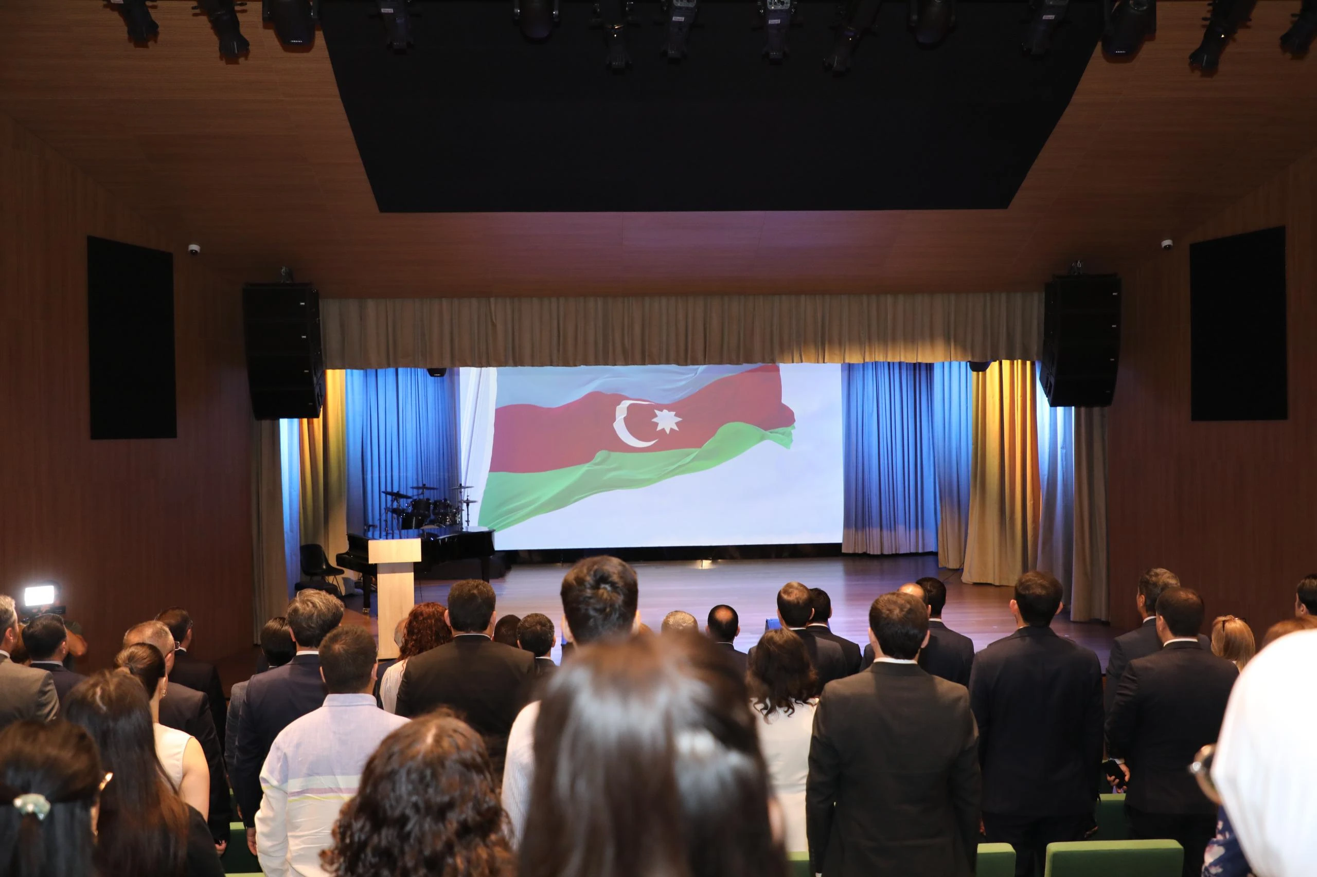 18-iyun-2025-emek-munasibetleri-yeni-dovrun-telebleri-adli-tedbir-8