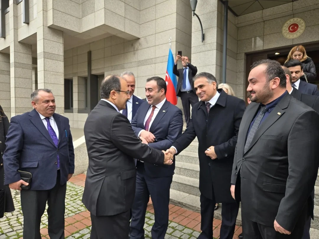 16-ianvaria-2025-goda-pravlenie-azerbaidzano-tureckoi-associacii-biznesmenov-vstretilos-s-poslom-doc-d-rom-dzaxitom-bagdzi-2