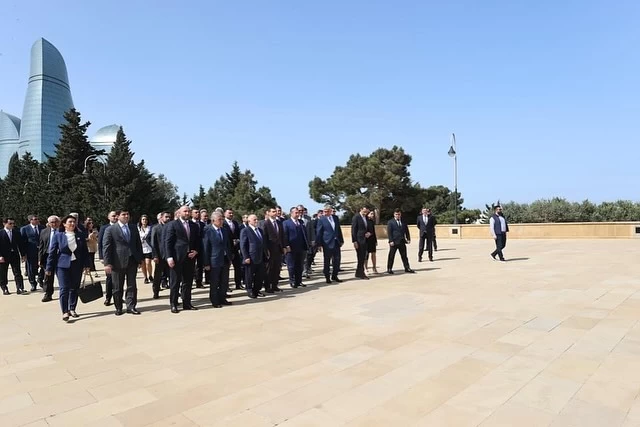 25-aprel-kofrans-sahibkarlar-koederasiyasini-yaranmasi-25-ci-illik-2