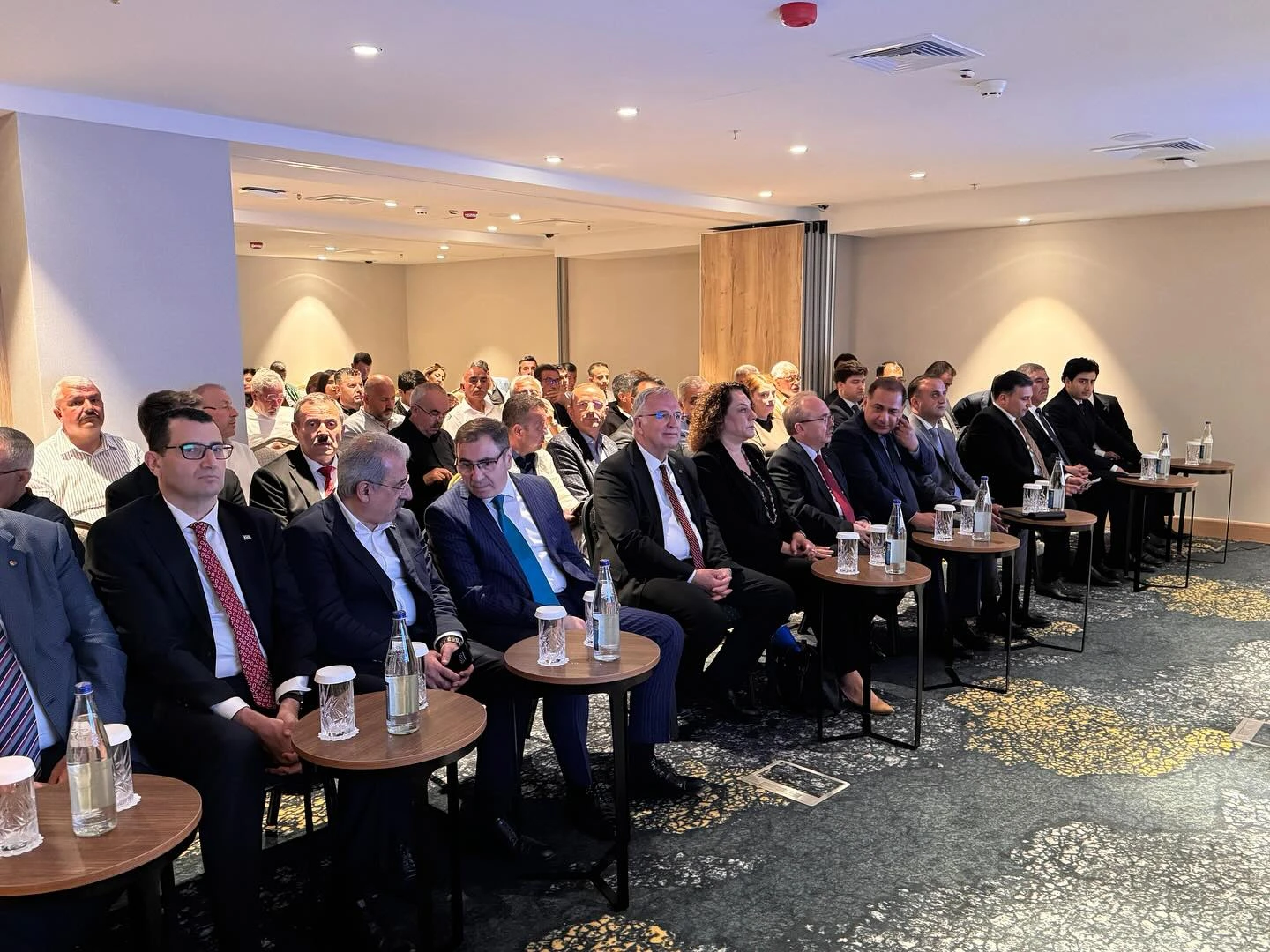 19-maia-b2b-vstreci-organizovannye-associaciei-azerbaidzano-tureckix-biznesmenov-i-torgovo-promyslennoi-palatoi-nigde-9