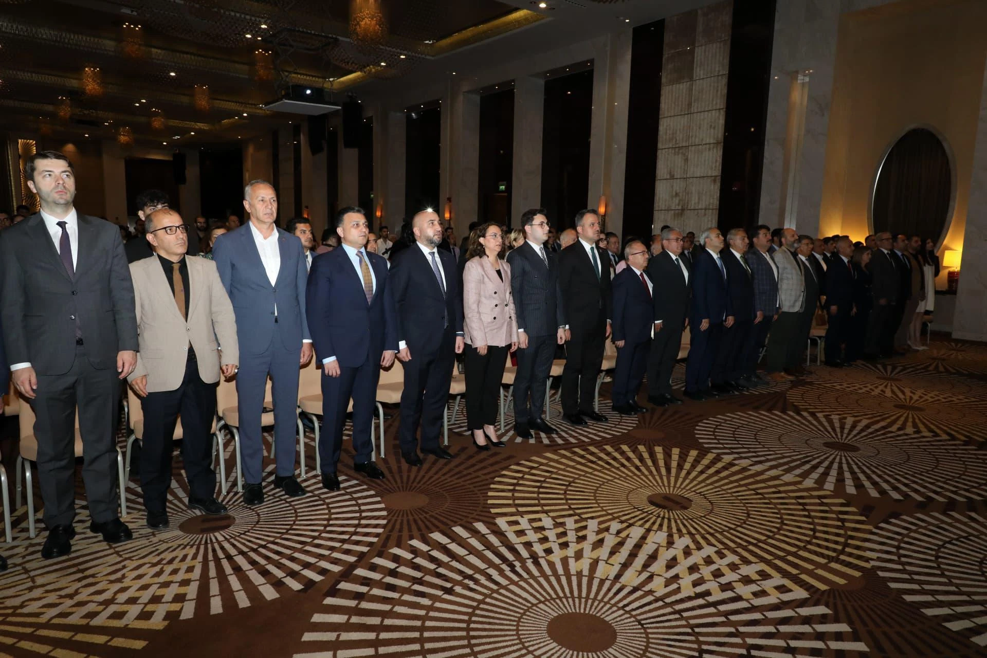 17-iyun-2025-atib-numayende-heyeti-azturkbir-in-mezuniyyet-gunu-tedbirinde-6