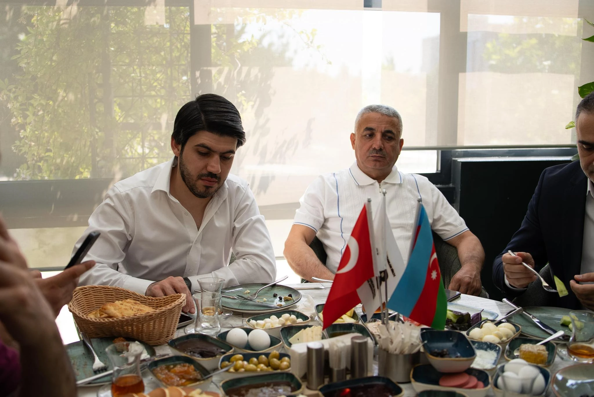 12-iyun-atib-in-enenevi-isguzar-seher-yemeyi-6