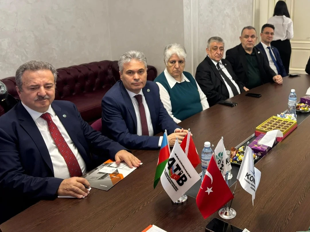 14-ianvaria-2025-goda-delegaciia-konsiad-posetila-azerbaidzano-tureckuiu-associaciiu-biznesmenov-5