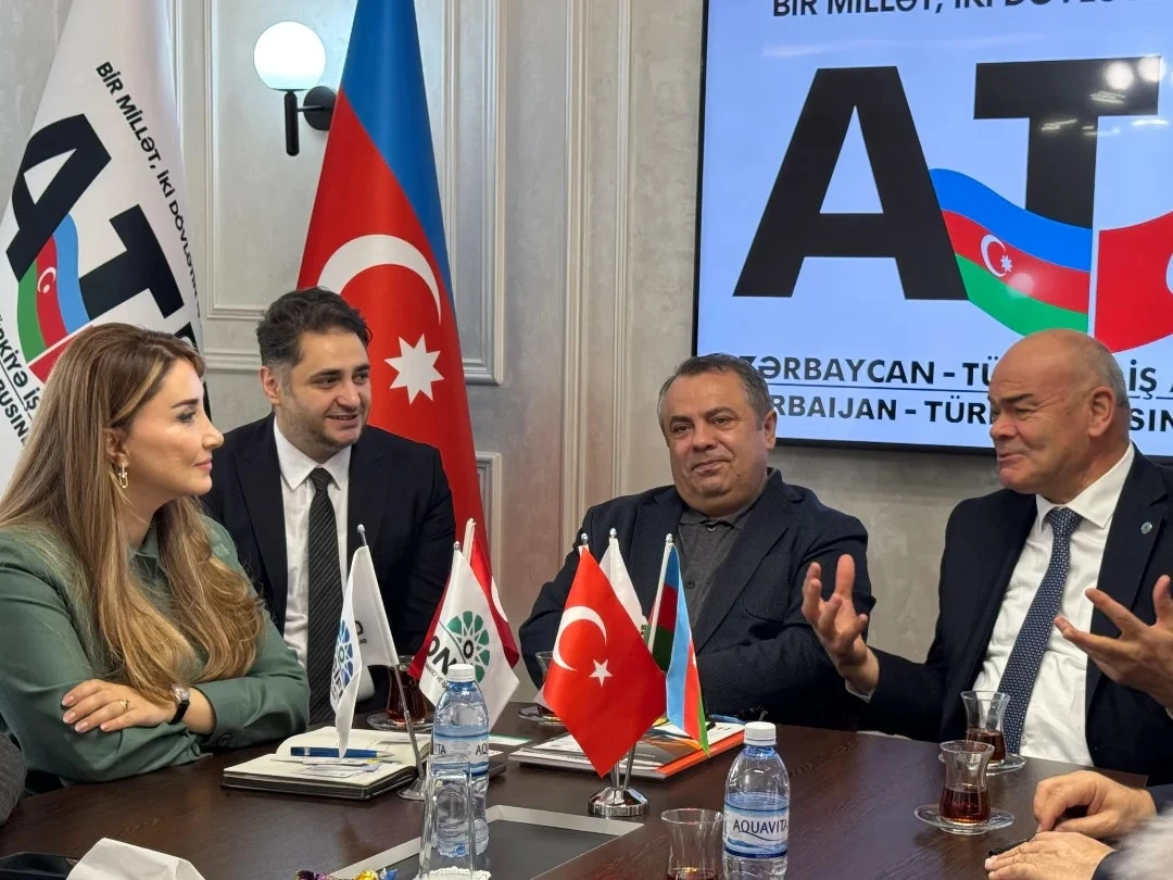 14-ianvaria-2025-goda-delegaciia-konsiad-posetila-azerbaidzano-tureckuiu-associaciiu-biznesmenov-6