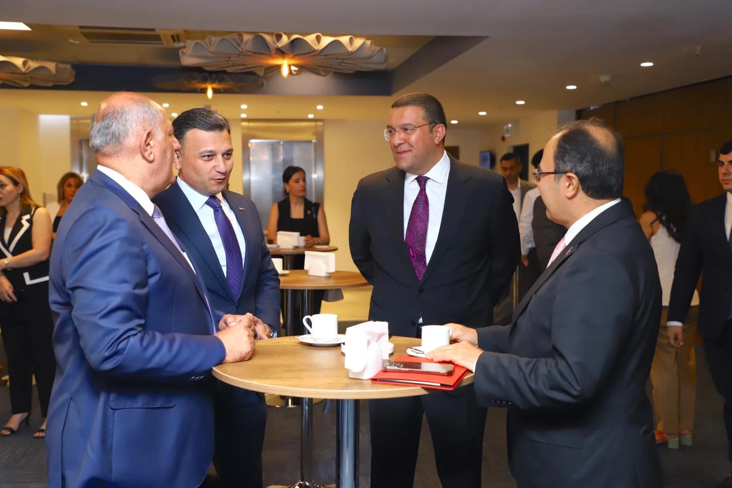 19-iyul-deyirmi-masa-sahibkarlarin-reqabet-mecellesi-haqqinda-maariflendirilmesi-17