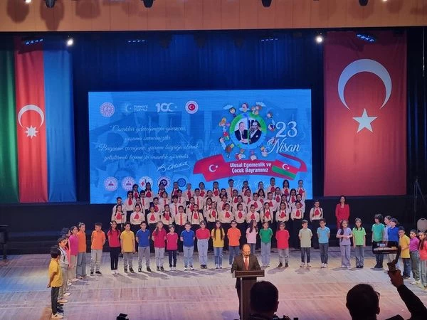 23 aprel tədbir Türkiyə Milli Suverənlik və Uşaq Bayramı