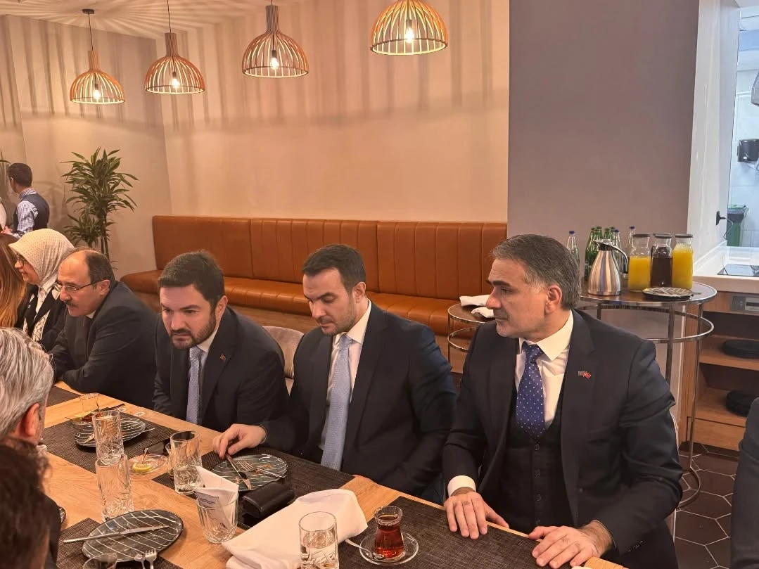 24-ianvaria-vstreca-posla-turcii-kaxita-bagdzi-s-pravleniem-atib-5