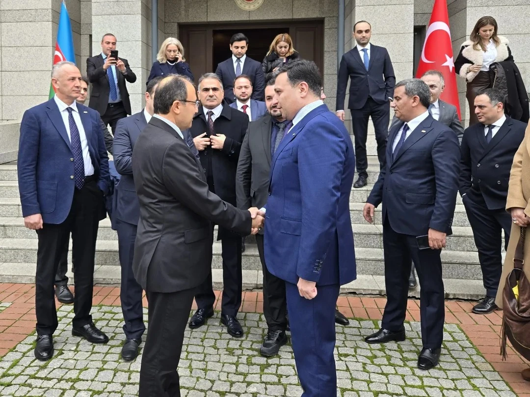 16-ianvaria-2025-goda-pravlenie-azerbaidzano-tureckoi-associacii-biznesmenov-vstretilos-s-poslom-doc-d-rom-dzaxitom-bagdzi-3