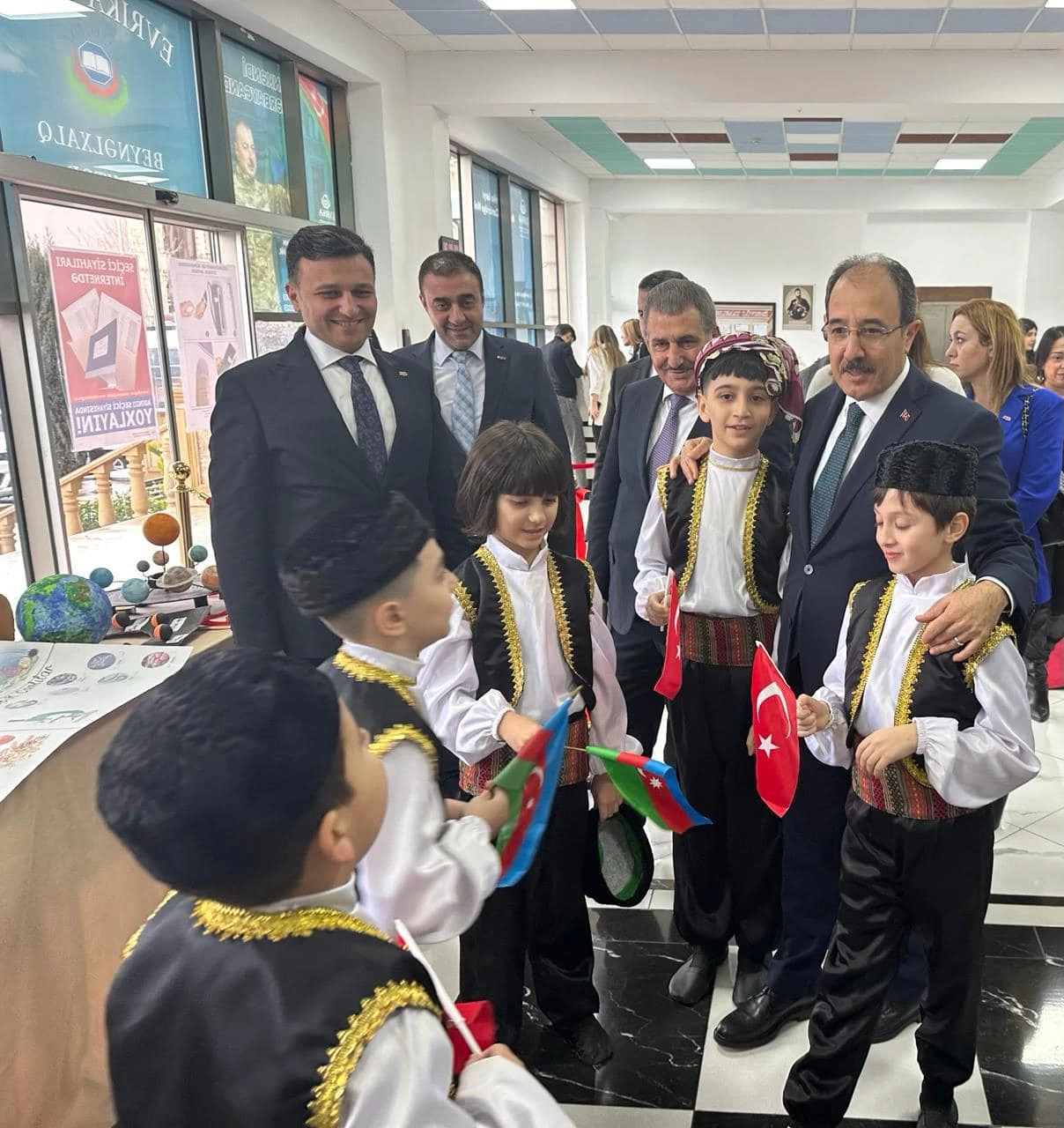 Evrika liseyi türk bölməsinin açılışı 23 yanvar