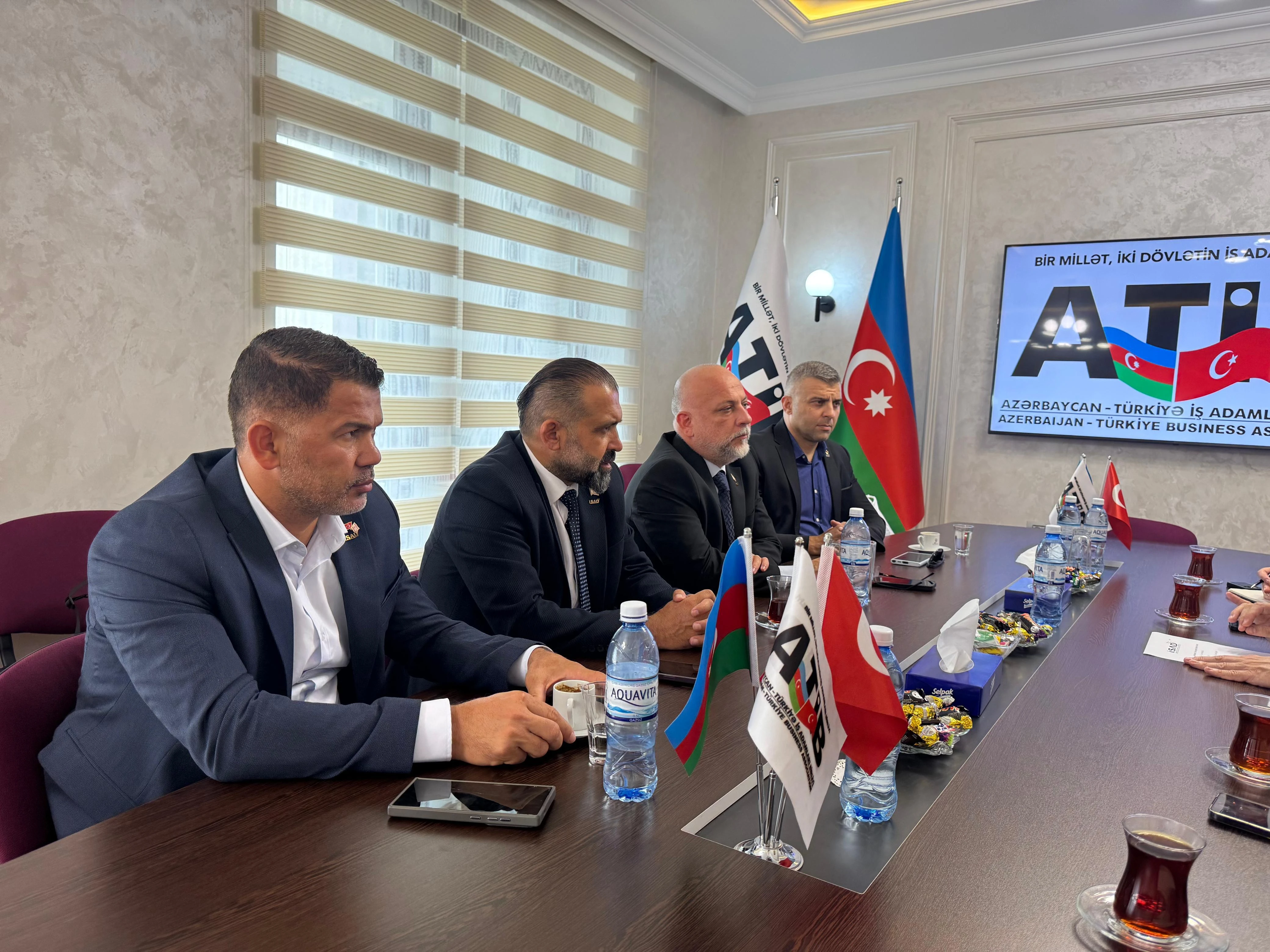 3-iiulia-2025-goda-delegaciia-trsk-posetila-atib-v-baku-1